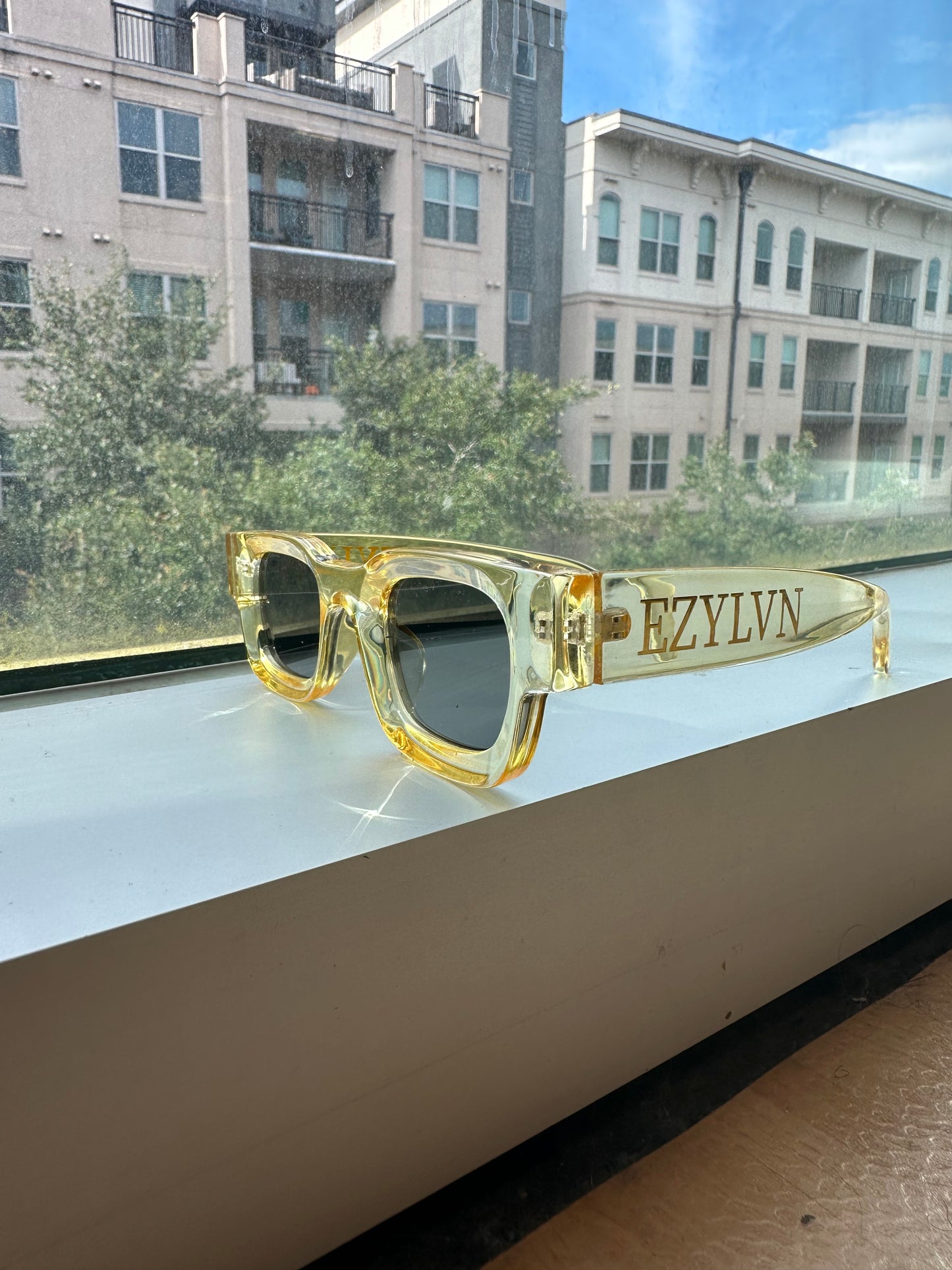 EZY| “Gold” Shades